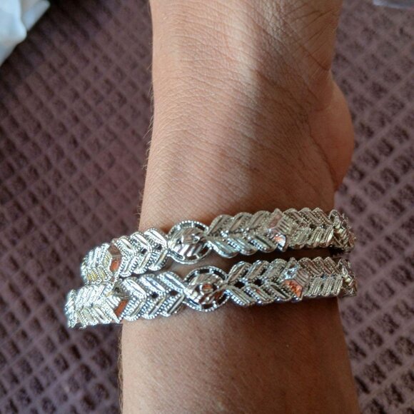 Y2K 2PC Metal Bangles Bracelet - Picture 2 of 2